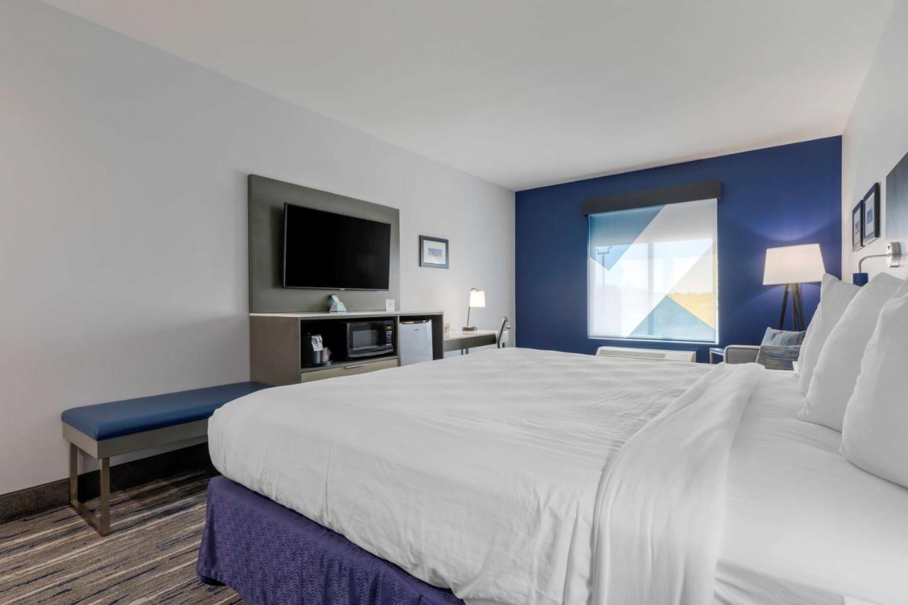 Best Western Plus Choctaw Inn & Suites Bagian luar foto