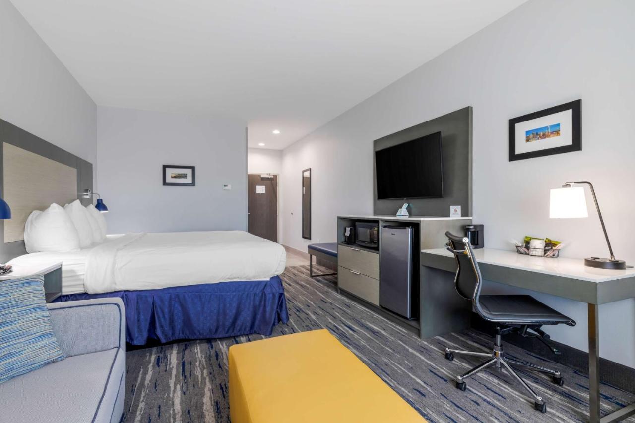 Best Western Plus Choctaw Inn & Suites Bagian luar foto