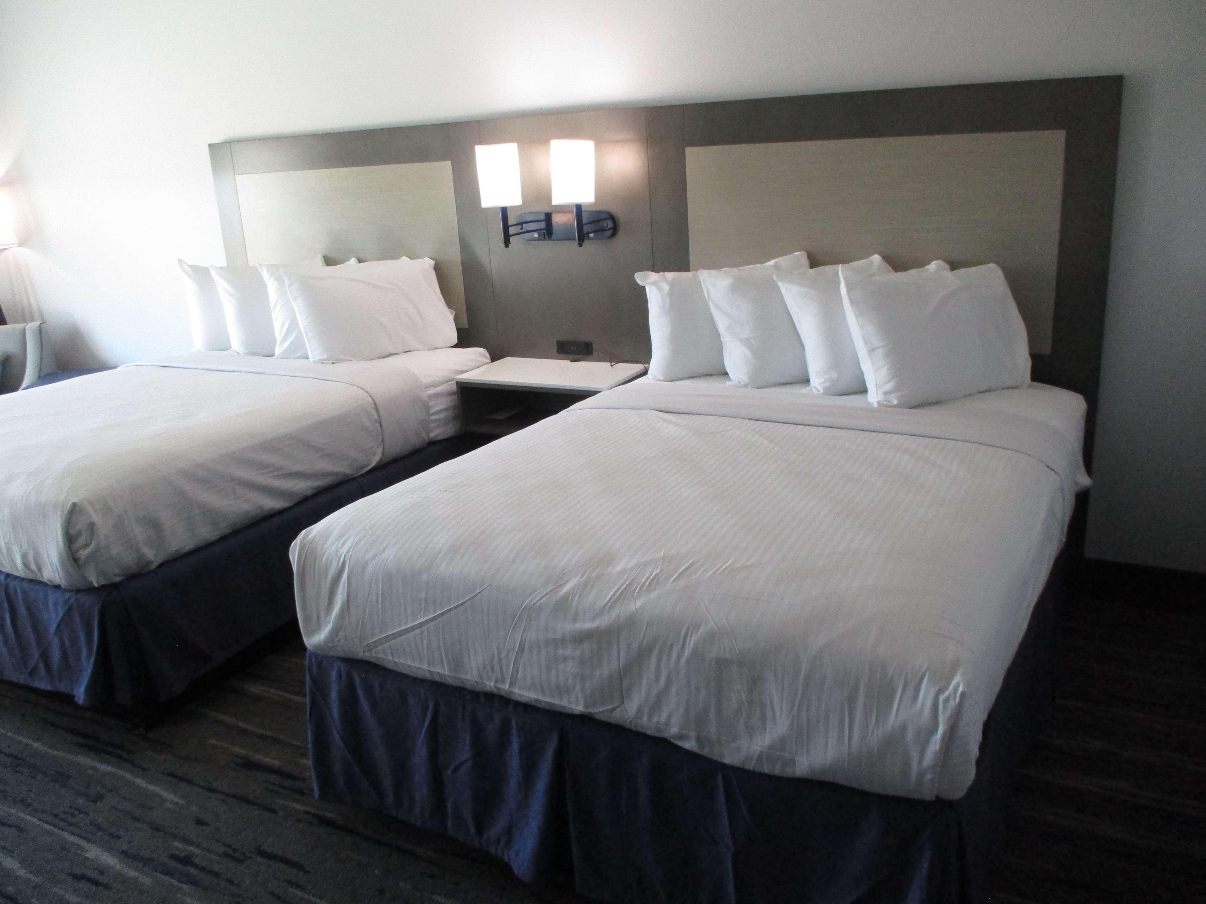 Best Western Plus Choctaw Inn & Suites Bagian luar foto