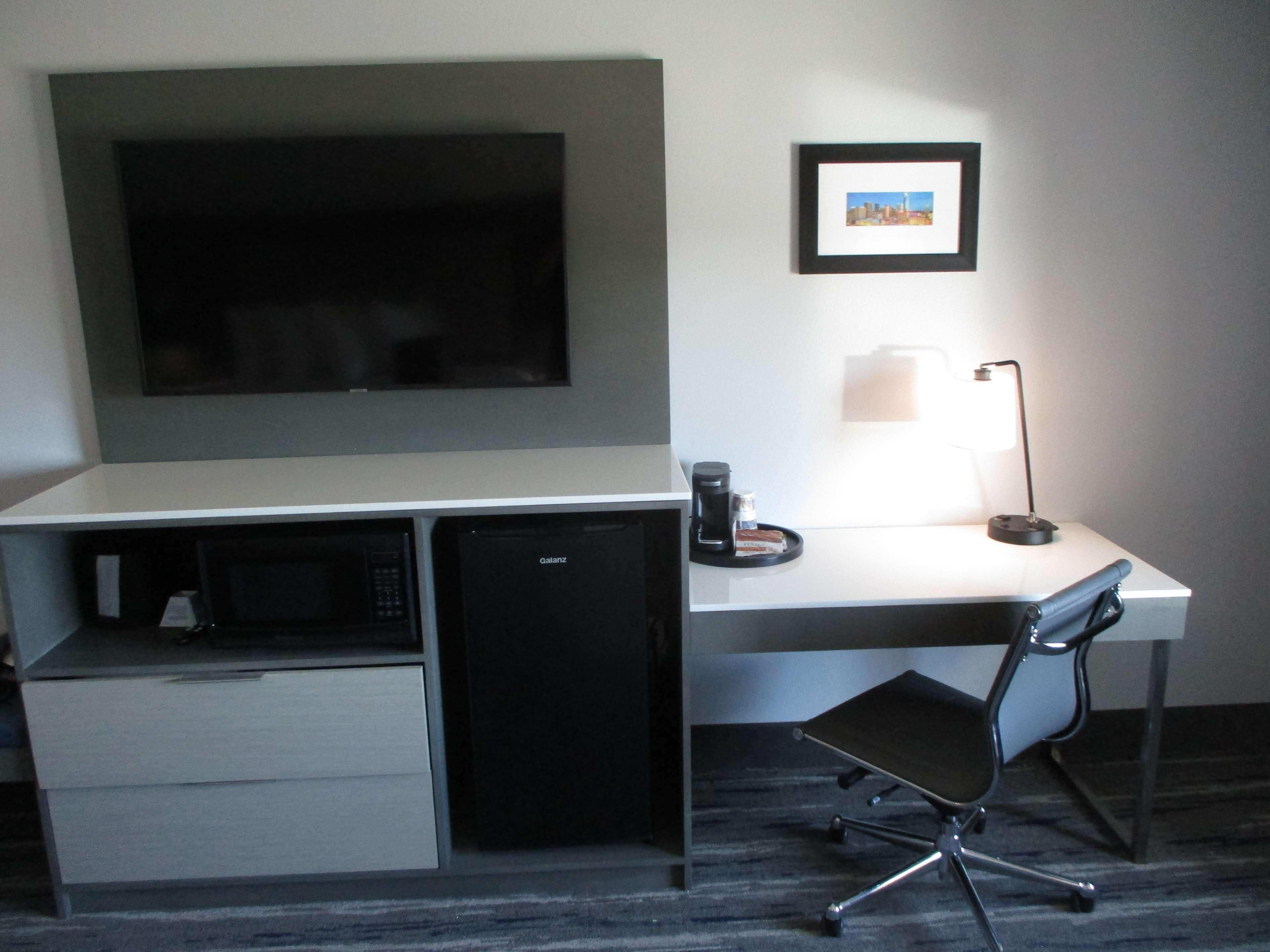 Best Western Plus Choctaw Inn & Suites Bagian luar foto