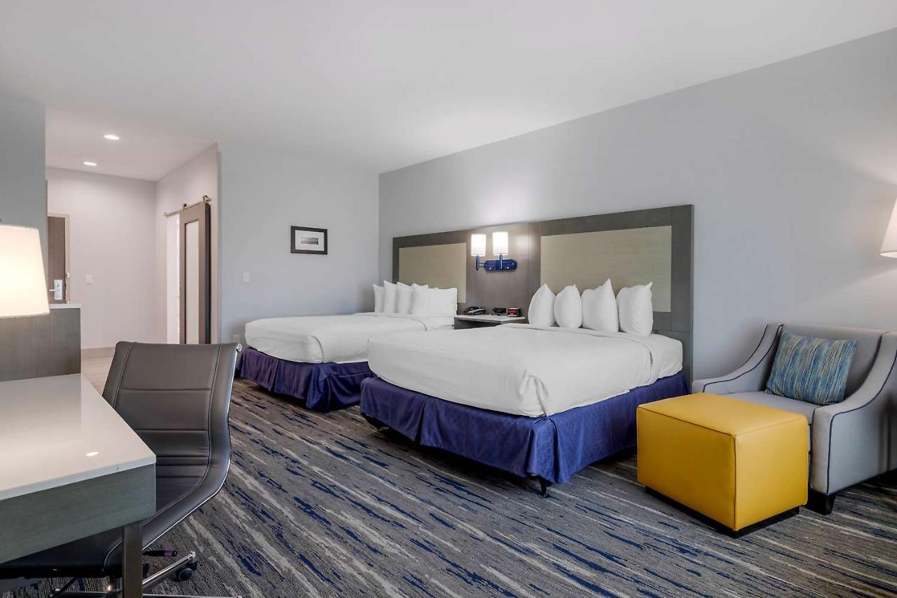 Best Western Plus Choctaw Inn & Suites Bagian luar foto